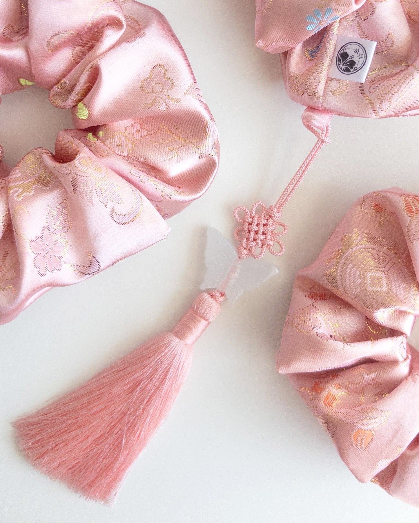Nabi Norigae with Hanbok Scrunchie