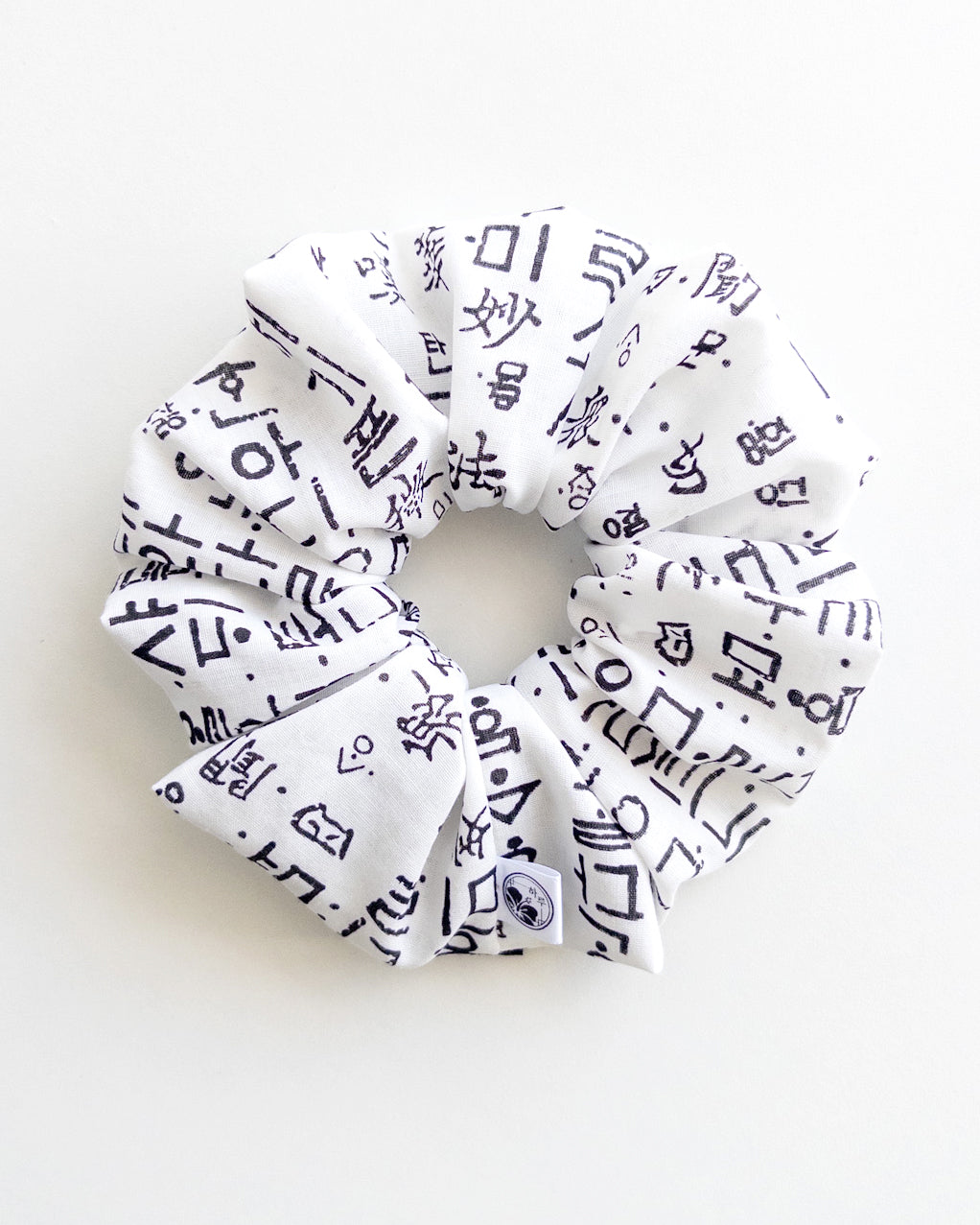 🎁 Hangeul Scrunchie: Free Gift (100% off)