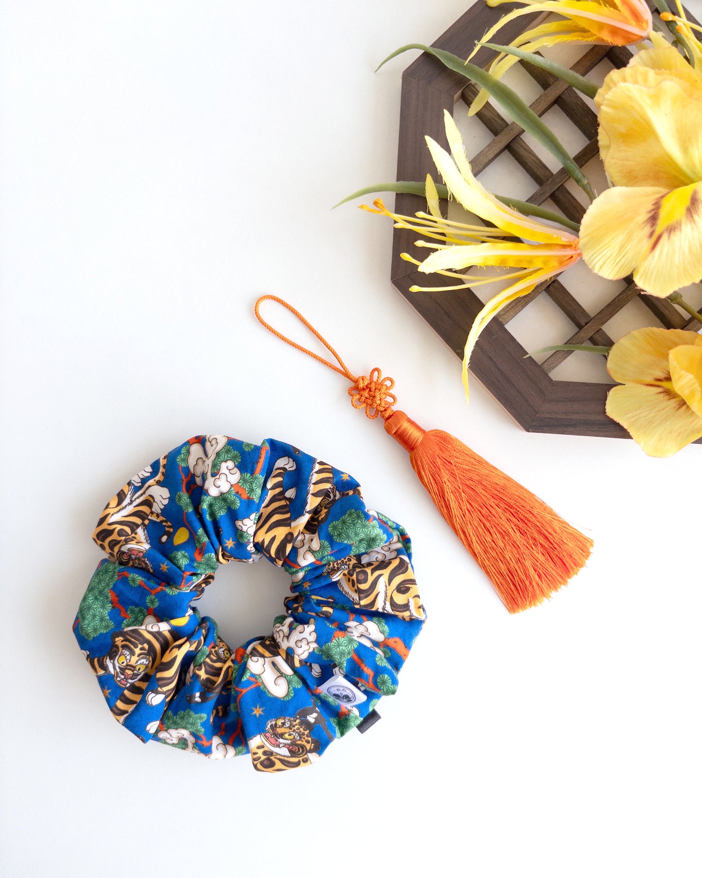 K-pop Demon Hunters inspired scrunchie featuring Hojakdo tiger and magpie pattern