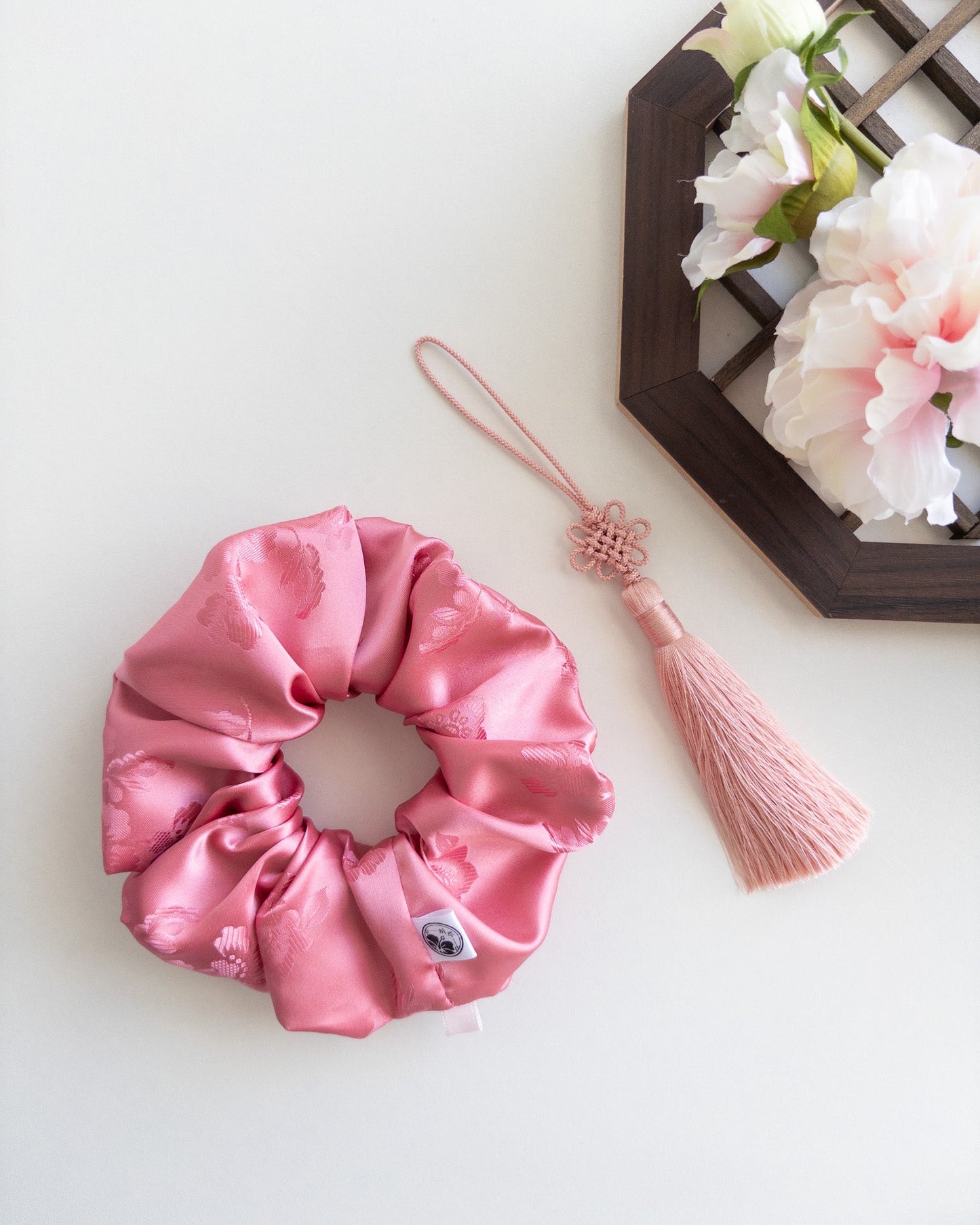 Hanbok Scrunchie with Norigae