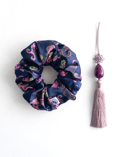 Bamhaneul Korean style hanbok scrunchie with jade burgundy norigae