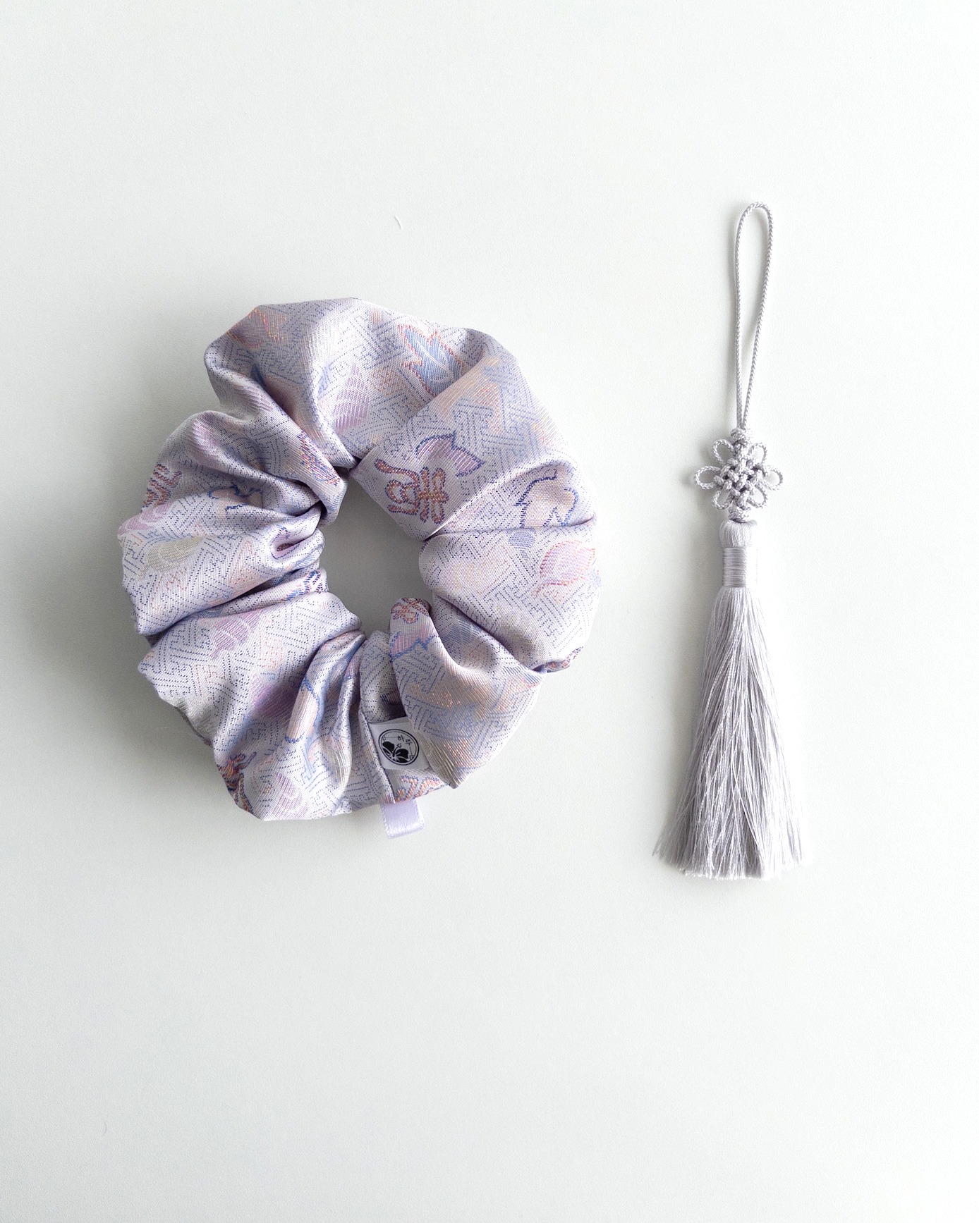 Angae Namu(Misty Tree) Hanbok Scrunchie